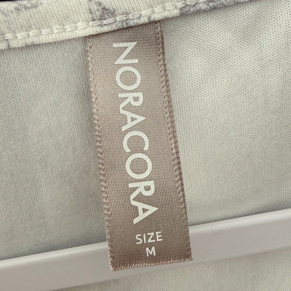 Noracora Sleeveless White and Navy Floral Casual Dress - Size Medium - Picture 4 of 9